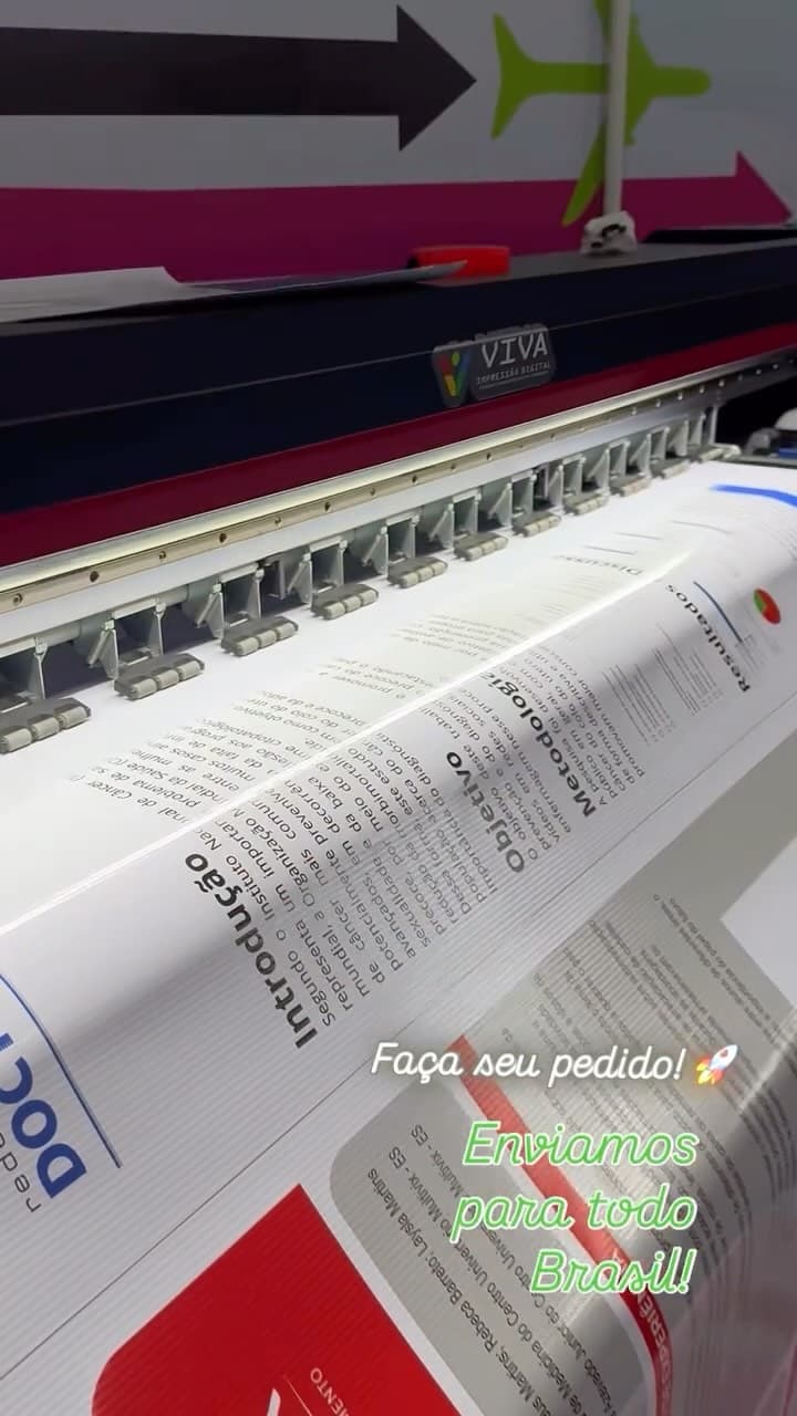 Plotter da Viva imprimindo um banner em lona